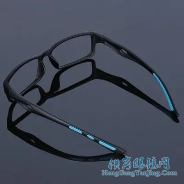 芭碧妮娅TR超轻眼镜：带你穿越清晨的轻盈与明亮